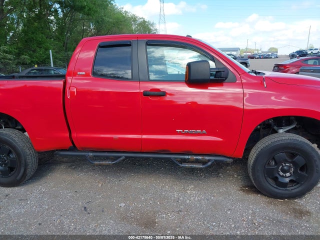 42178640 :رقم المزاد ، 5TFUM5F11AX009513 vin ، 2010 Toyota Tundra Grade 4.6l V8 مزاد بيع