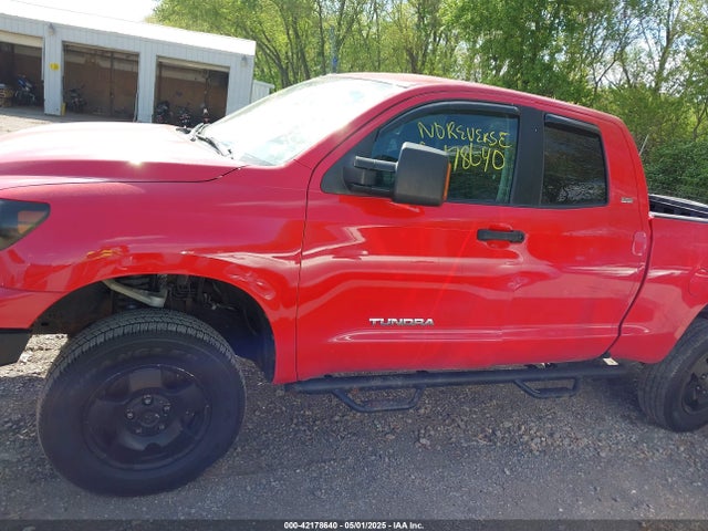 42178640 :رقم المزاد ، 5TFUM5F11AX009513 vin ، 2010 Toyota Tundra Grade 4.6l V8 مزاد بيع