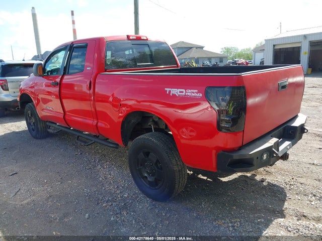 42178640 :رقم المزاد ، 5TFUM5F11AX009513 vin ، 2010 Toyota Tundra Grade 4.6l V8 مزاد بيع
