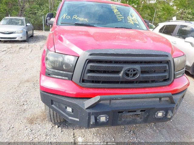 42178640 :رقم المزاد ، 5TFUM5F11AX009513 vin ، 2010 Toyota Tundra Grade 4.6l V8 مزاد بيع