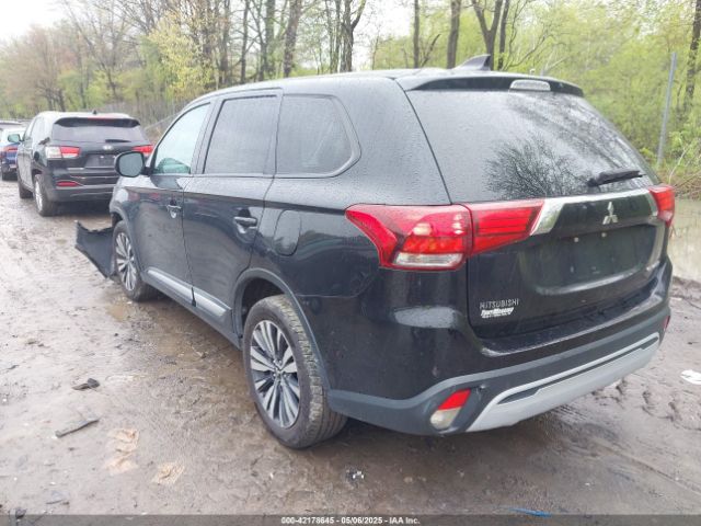 JA4AZ3A32KZ020814 Mitsubishi Outlander Es