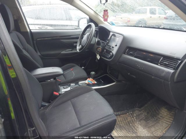 JA4AZ3A32KZ020814 Mitsubishi Outlander Es