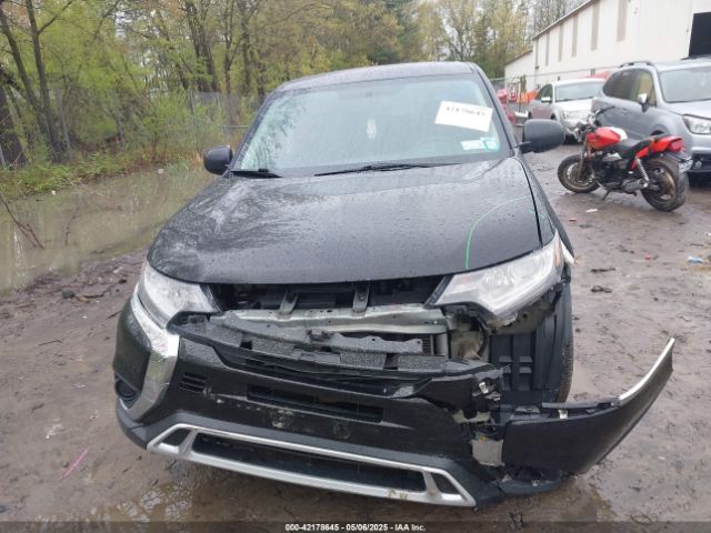 JA4AZ3A32KZ020814 Mitsubishi Outlander Es