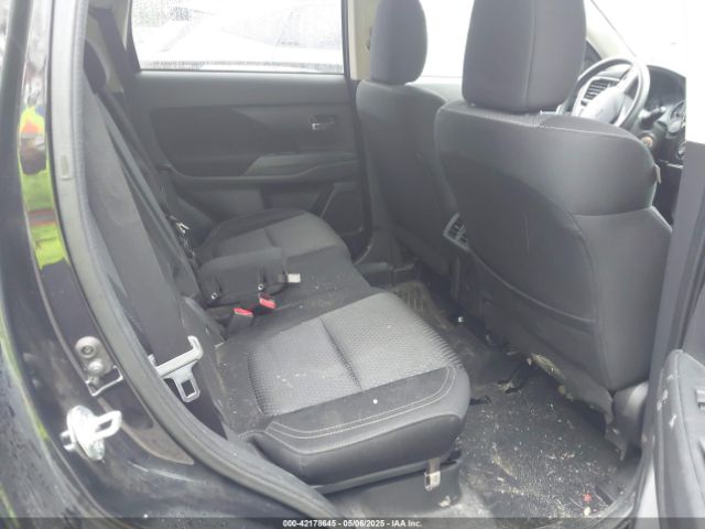 JA4AZ3A32KZ020814 Mitsubishi Outlander Es