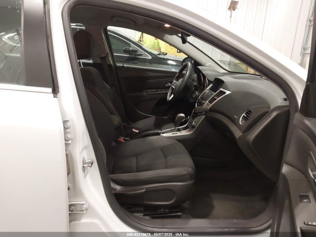 1G1PC5SBXF7177097 Chevrolet Cruze 1lt Auto