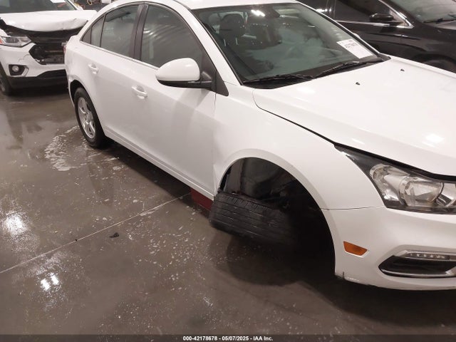 1G1PC5SBXF7177097 Chevrolet Cruze 1lt Auto
