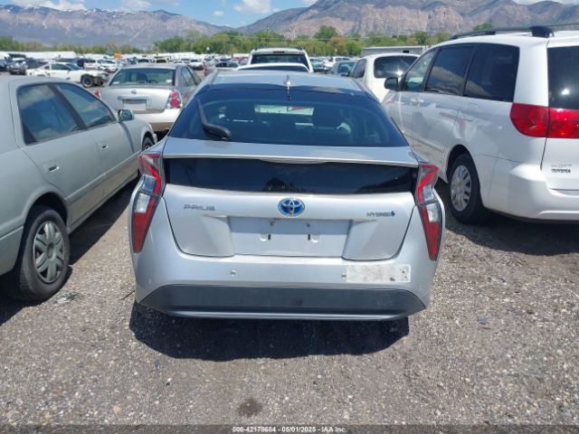 JTDKBRFU3J3068097 Toyota Prius Two