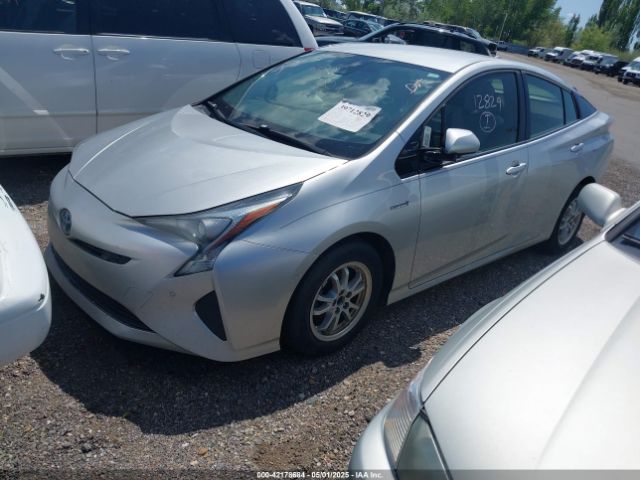 JTDKBRFU3J3068097 Toyota Prius Two