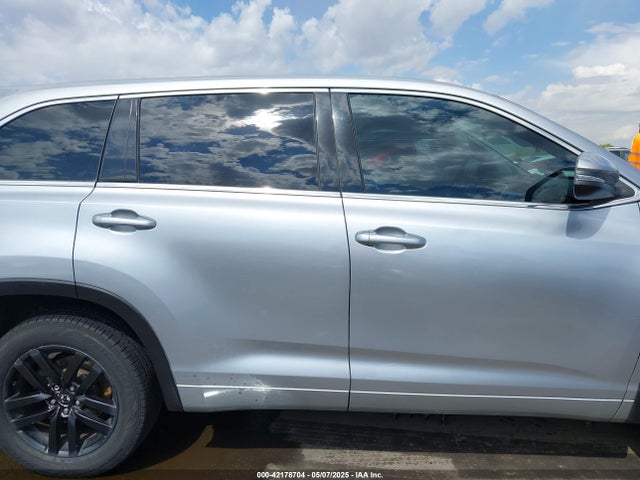 5TDZARFH2FS012632 Toyota Highlander Le