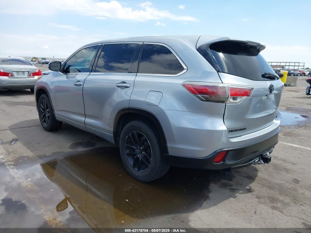 5TDZARFH2FS012632 Toyota Highlander Le