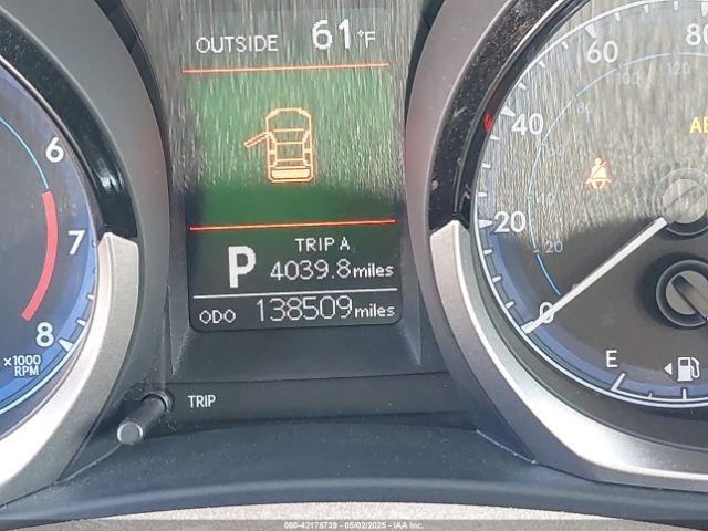 5YFBURHE6FP233011 Toyota Corolla S Plus