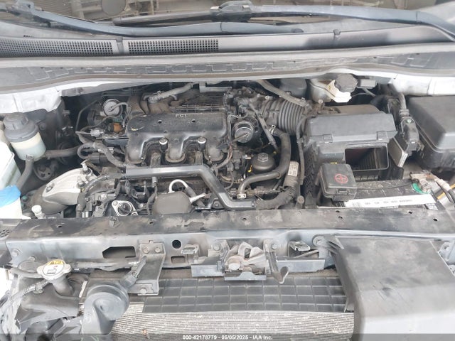 KIA SEDONA LX 2016 KNDMB5C11G6214595 Image 10