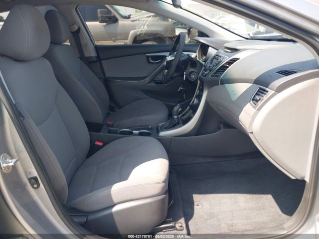 KMHDH4AE5EU118200 Hyundai ELANTRA SE