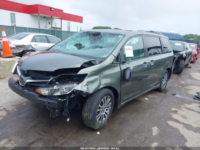 5TDYZ3DC6LS021788 Toyota SIENNA XLE