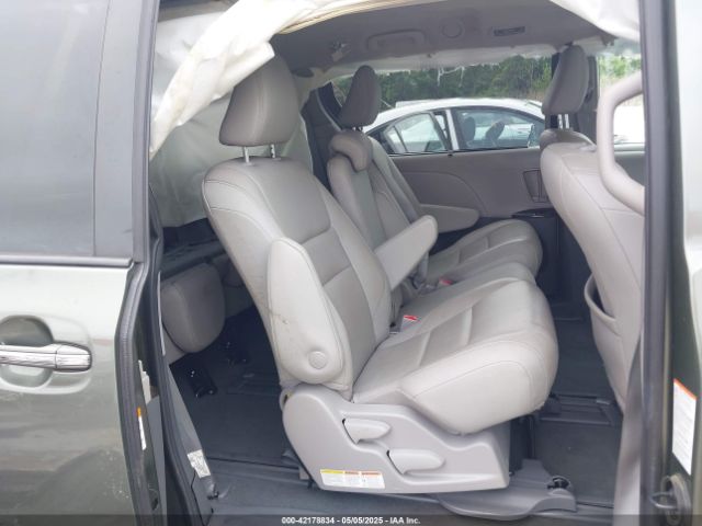 5TDYZ3DC6LS021788 Toyota SIENNA XLE