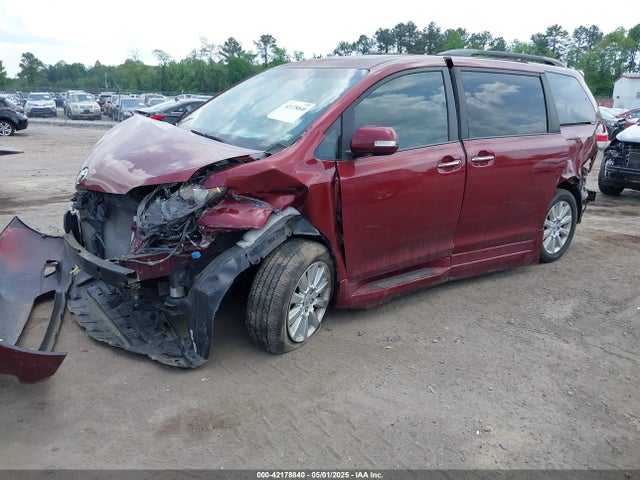 5TDYK3DCXES422168 Toyota Sienna Limited V6 7 Passenger