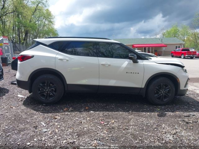 3GNKBHRS1MS569998 Chevrolet Blazer Awd 2lt