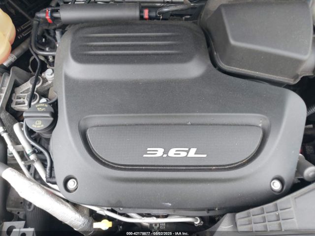 2018 CHRYSLER PACIFICA 2C4RC1EG9JR127976 Photo 9