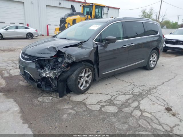 2018 CHRYSLER PACIFICA 2C4RC1EG9JR127976 Photo 1