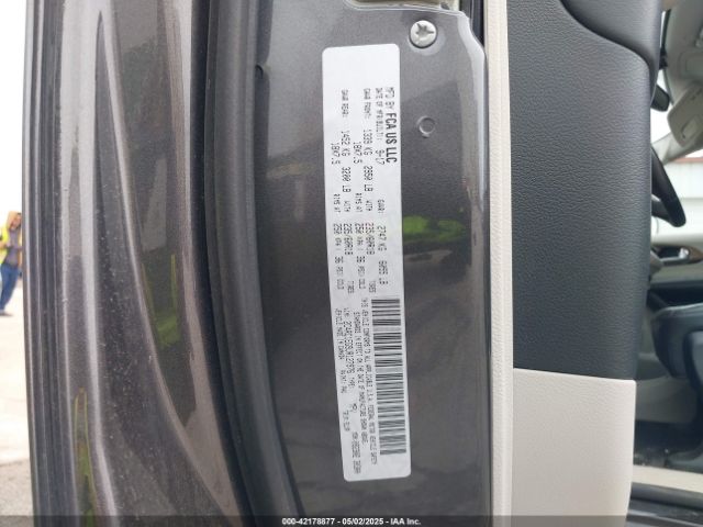 2018 CHRYSLER PACIFICA 2C4RC1EG9JR127976 Photo 8