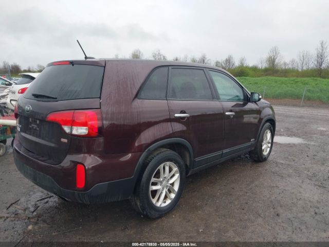 5XYKTCA61FG643402 KIA SORENTO LX