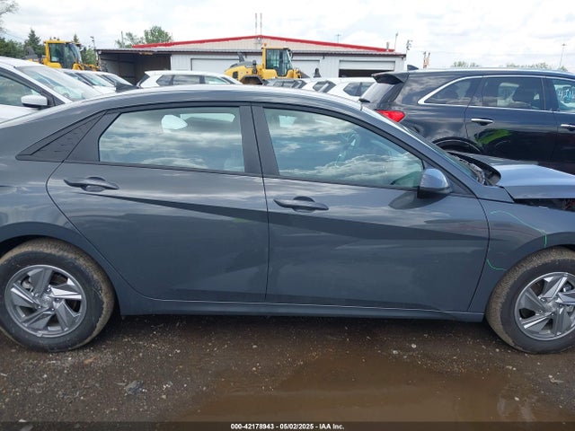 KMHLL4DG8RU847546 Hyundai ELANTRA SE