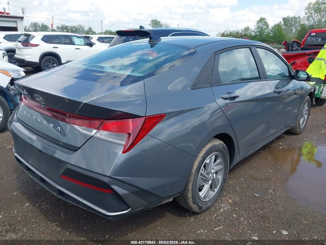 KMHLL4DG8RU847546 Hyundai ELANTRA SE
