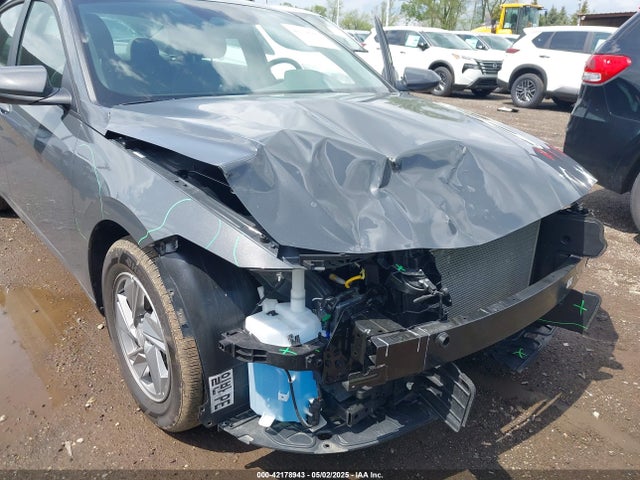 KMHLL4DG8RU847546 Hyundai ELANTRA SE