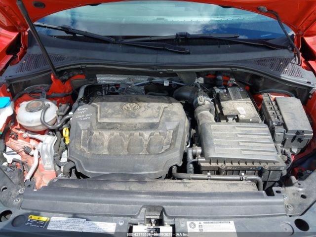 3VV2B7AX0KM153051 Volkswagen Tiguan