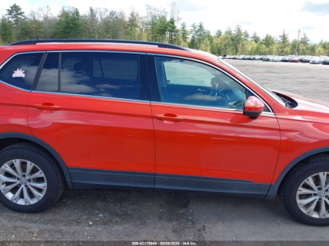 3VV2B7AX0KM153051 Volkswagen Tiguan