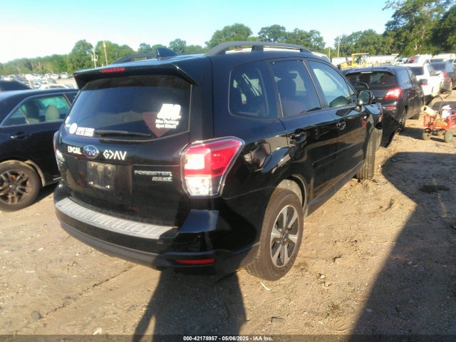 JF2SJAECXHH503953 Subaru Forester 2.5i Premium