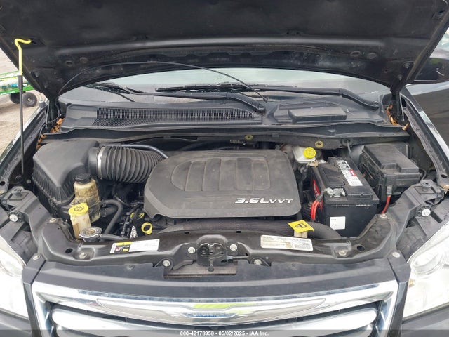 2C4RC1BG6GR147583 Chrysler Town & Country Touring