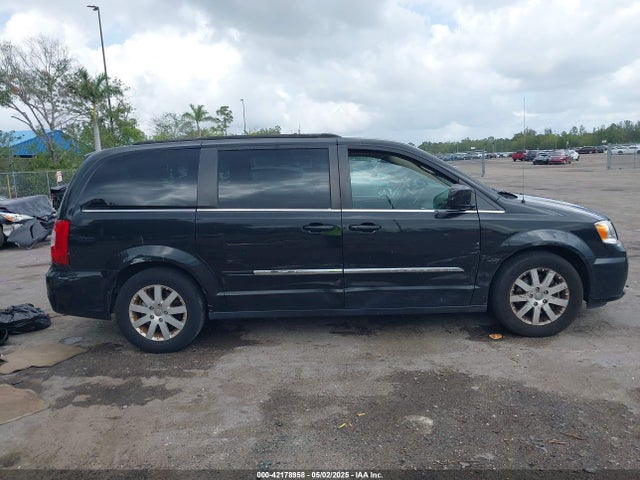 2C4RC1BG6GR147583 Chrysler Town & Country Touring