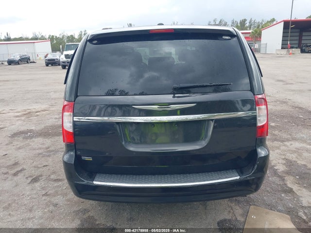 2C4RC1BG6GR147583 Chrysler Town & Country Touring