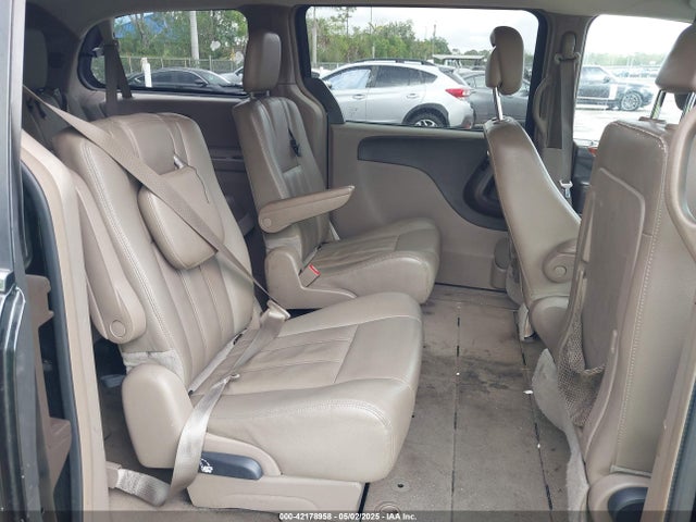 2C4RC1BG6GR147583 Chrysler Town & Country Touring