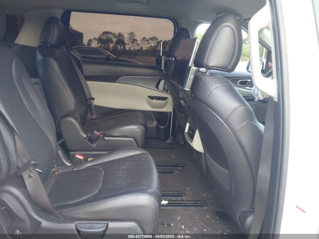 KNDNB4H35N6156173 KIA Carnival Mpv Lx Seat Package