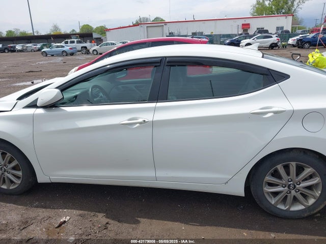 5NPDH4AE9EH471263 Hyundai ELANTRA SE