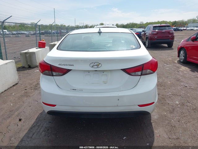 5NPDH4AE9EH471263 Hyundai ELANTRA SE