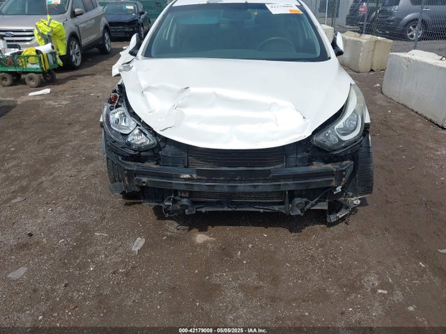 5NPDH4AE9EH471263 Hyundai ELANTRA SE