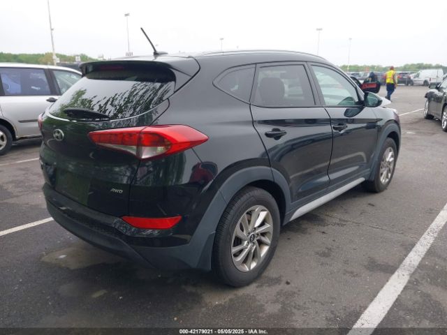 2017 HYUNDAI TUCSON KM8J3CA44HU524797 Photo 3