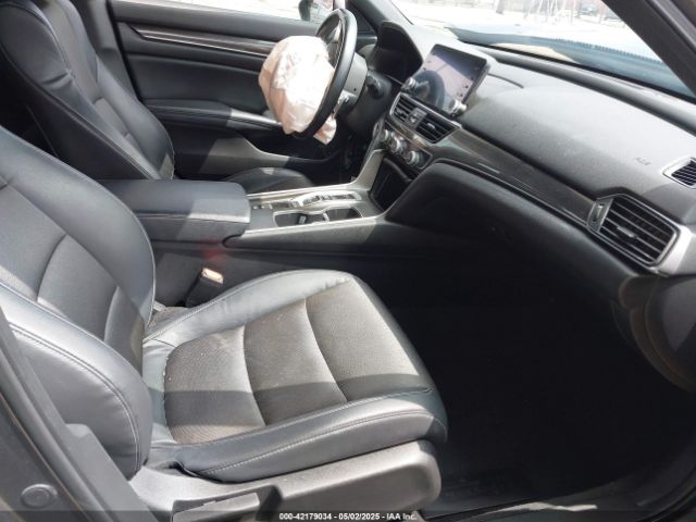 1HGCV2F38JA049407 Honda Accord Sport 2.0t