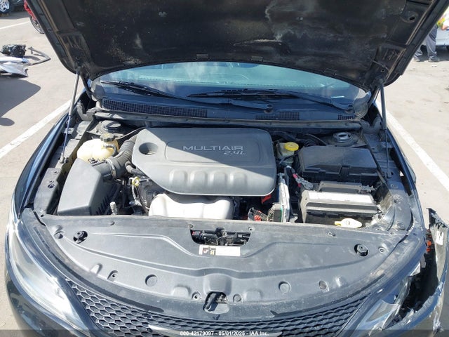 1C3CCCBB5GN125307 Chrysler 200 S