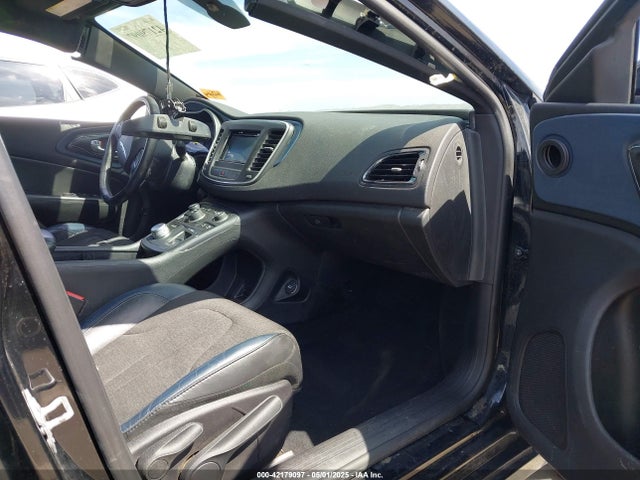 1C3CCCBB5GN125307 Chrysler 200 S