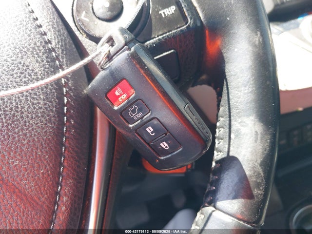 JTMDFREV7HJ145728 Toyota Rav4 Limited