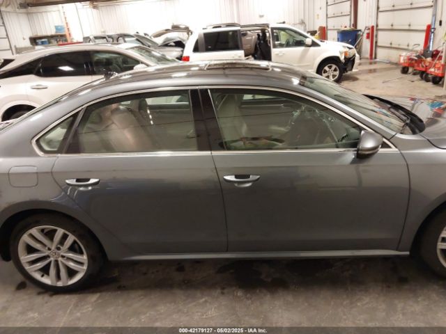 1VWBA7A36JC009970 Volkswagen Passat 2.0t Se