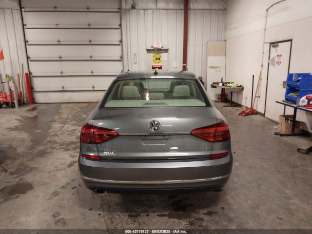 1VWBA7A36JC009970 Volkswagen Passat 2.0t Se