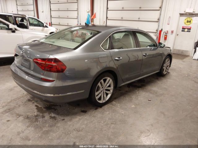 1VWBA7A36JC009970 Volkswagen Passat 2.0t Se