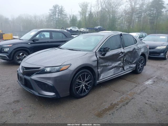 2022 TOYOTA CAMRY 4T1G11BK1NU068450 Photo 1