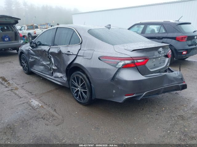2022 TOYOTA CAMRY 4T1G11BK1NU068450 Photo 2