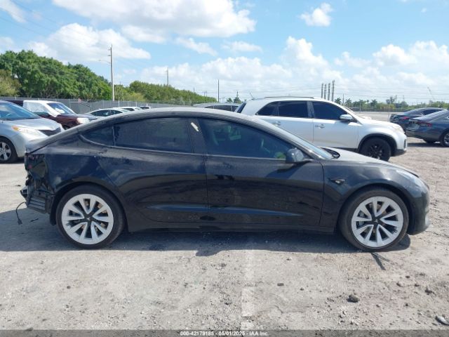 5YJ3E1EA9NF189889 Tesla Model 3 Rear-wheel Drive
